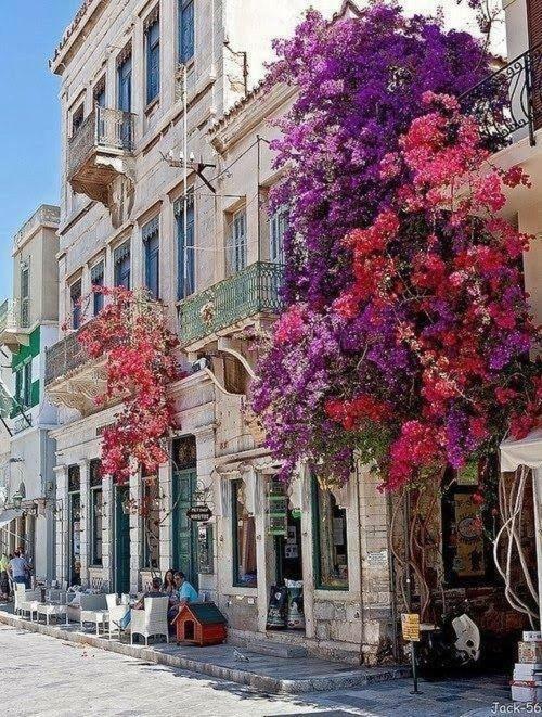 Traditional Medieval Stone House In "Ano Syros" Luaran gambar
